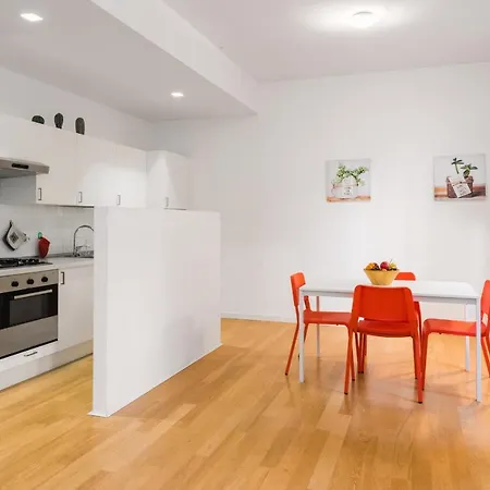 Flats4rent Delia Appartamento Verona